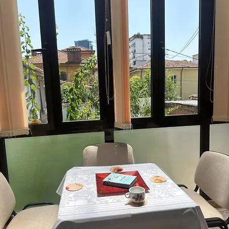 فيلة Villa Tirana تيرانا