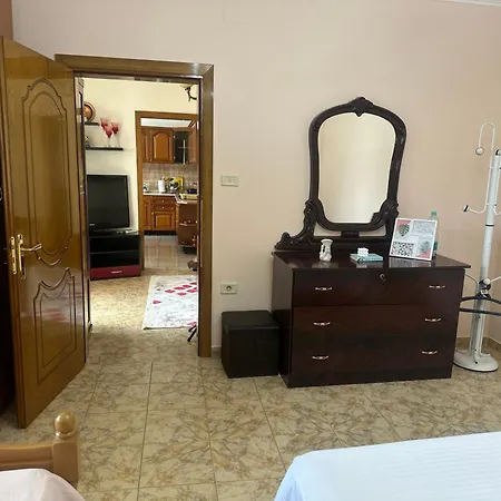 Βίλα Villa Tirana Τίρανα