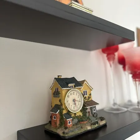 Villa Tirana تيرانا