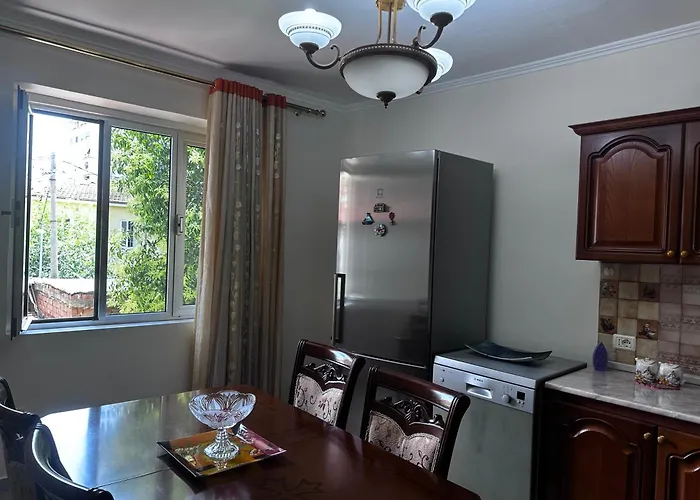 فيلة Villa Tirana *